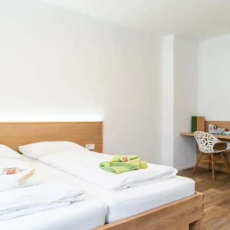 Bed and breakfast Floeckner