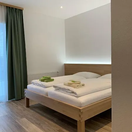 Bed and breakfast Floeckner 3*