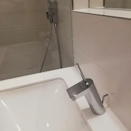 Flöckner 3*