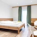 Floeckner B&B 3* Salzburg